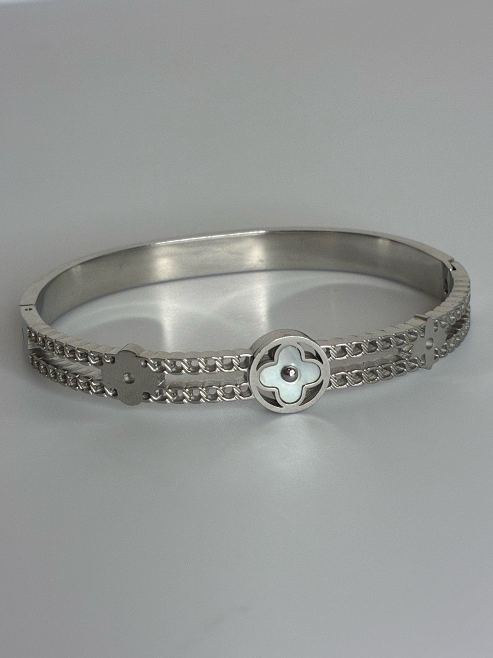 Vintage Sterling Silver Floral Motif Women's Bracelet - Silver